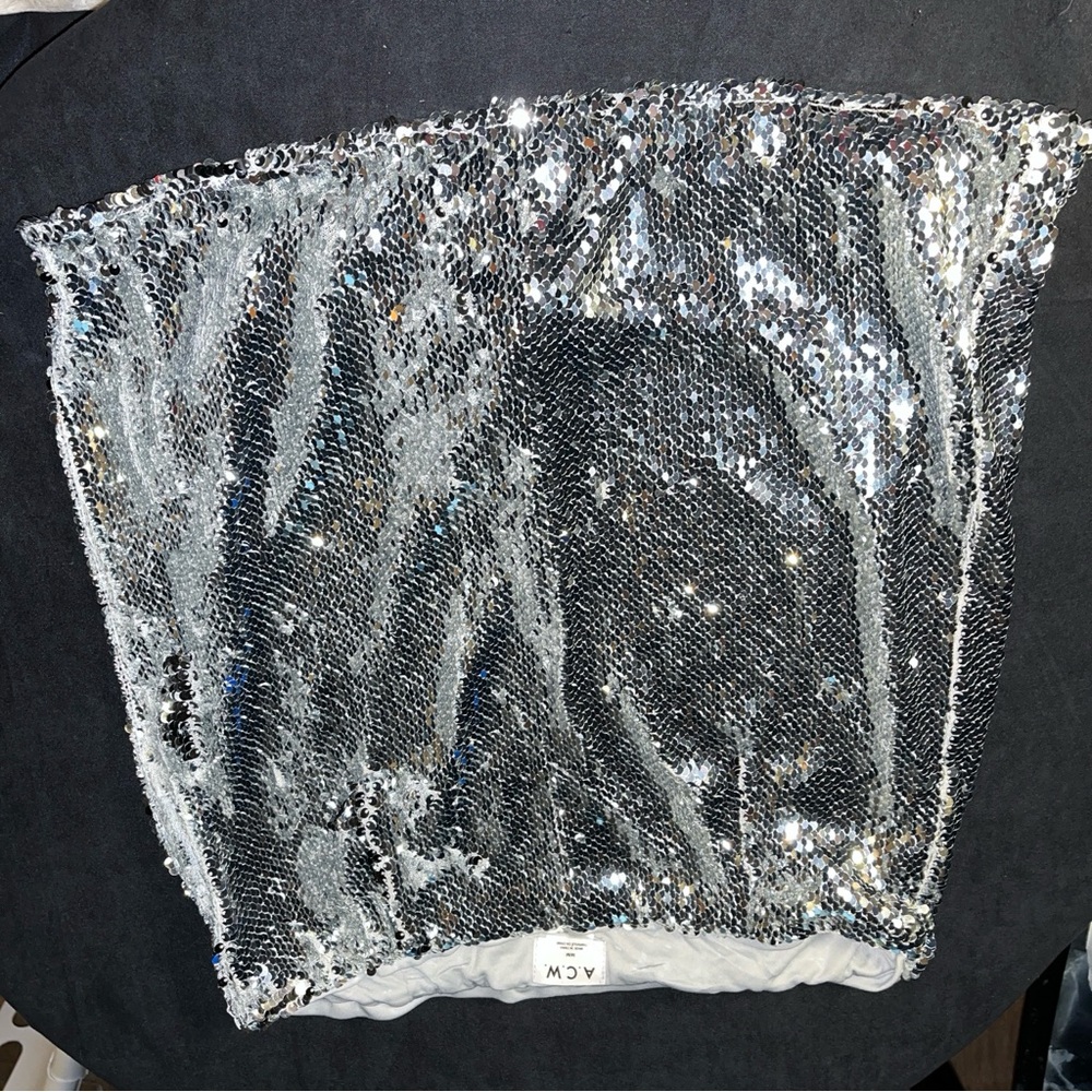 Elegant Silver Sequin Midi Skirt